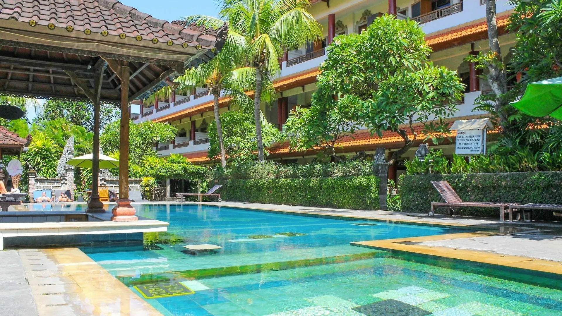Hotel Bakungsari Kuta Resort